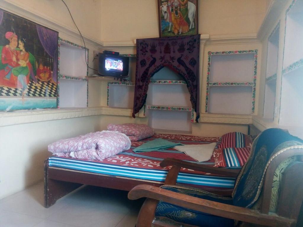 Milkman Guest House Pushkar Ruang foto